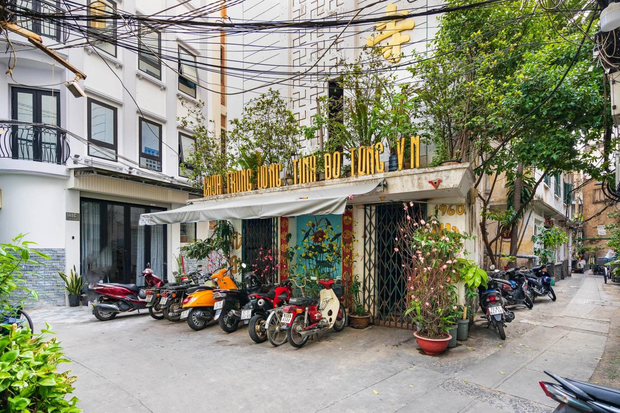 Charming A Little Saigon Apartment - Heart Of Vibrant District 1
