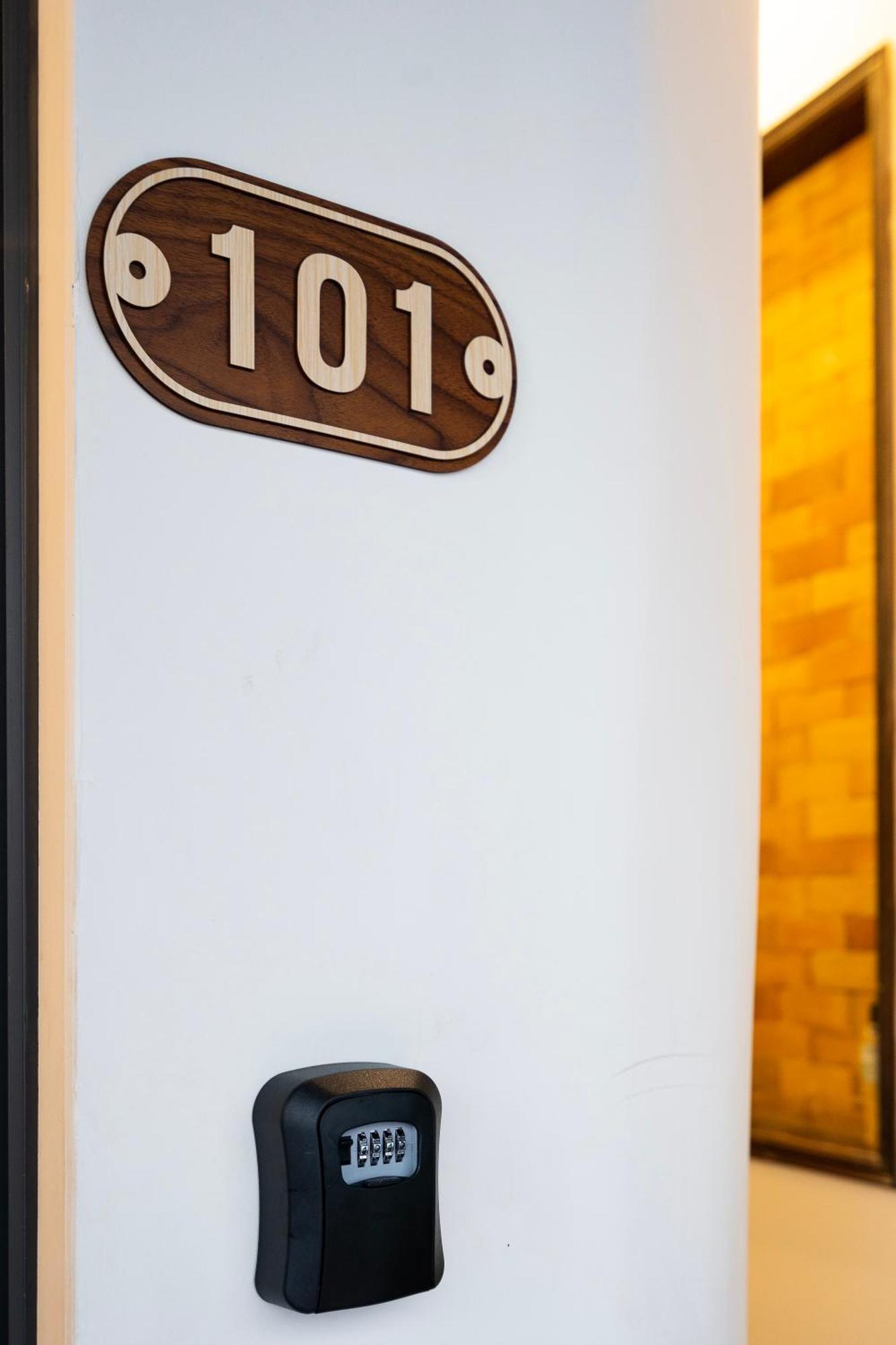 Charming A Little Saigon Apartment - Heart Of Vibrant District 1 Appart hôtel Hô Chi Minh-Ville