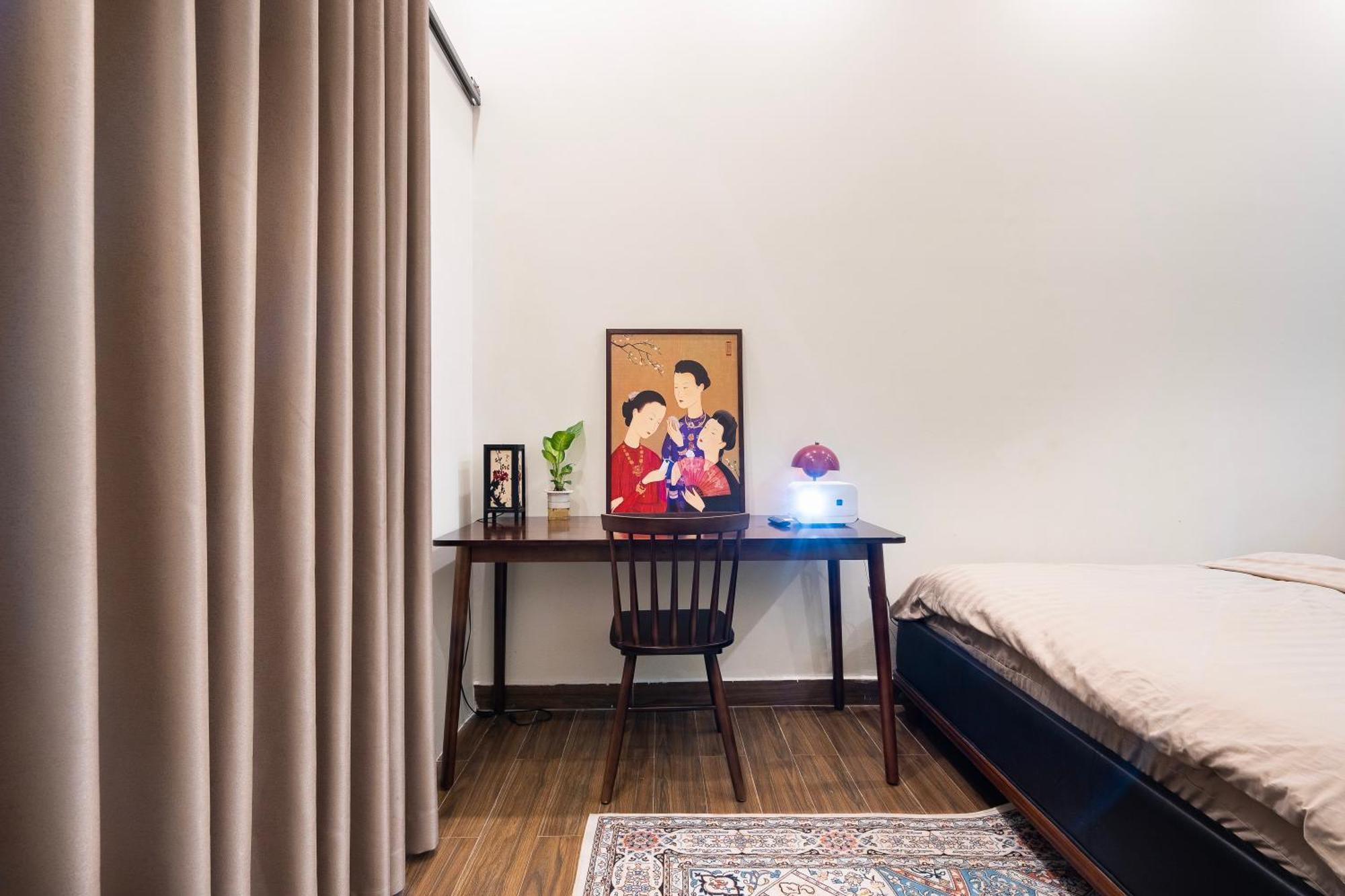 A Little Saigon - Bui Vien Walking Street Aparthotel